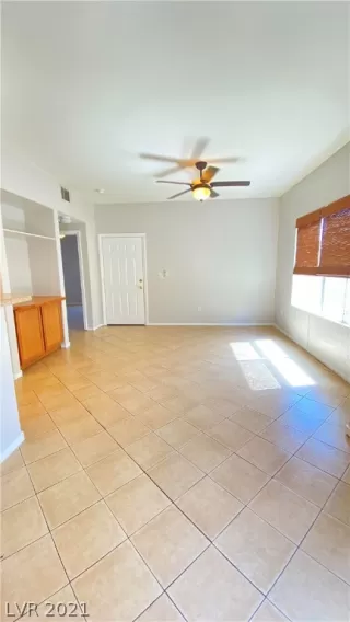 Photo #3: 2310976 Listing 