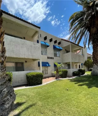 Photo #1: 2311021 Listing