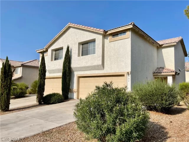 MLS: 2311038 Condo For Sale