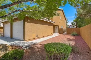 Photo #2: 2311128 Listing 