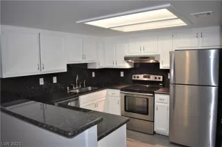 Photo #6: 2311153 Listing 