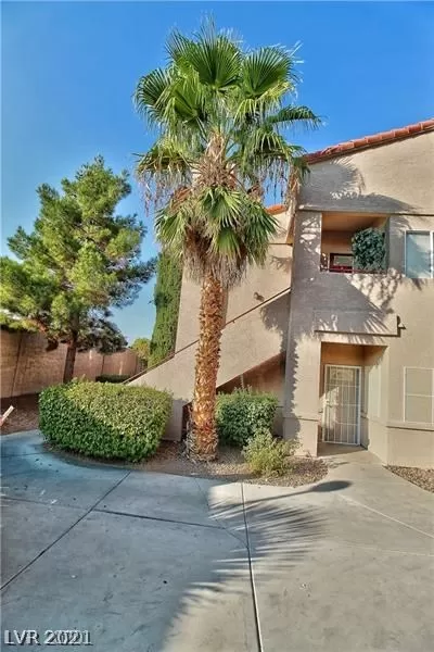 MLS: 2311162 Condo For Sale