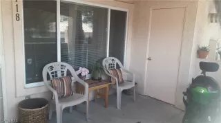 Photo #2: 2311200 Listing