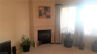 Photo #6: 2311200 Listing