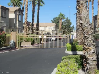 Photo #1: 2311254 Listing 