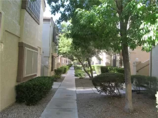 Photo #2: 2311254 Listing 