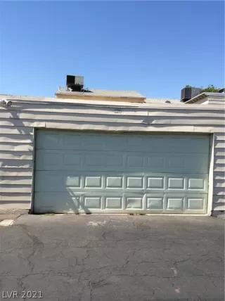 Photo #1: 2311263 Listing