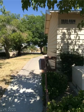 Photo #2: 2311263 Listing