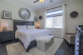 Photo #5: 2311265 Listing 