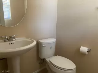 Photo #6: 2311271 Listing 