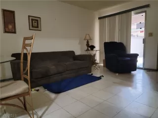 Photo #2: 2311288 Listing 