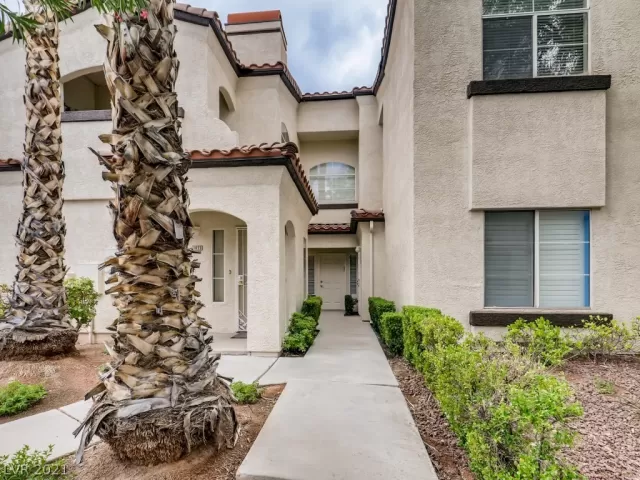 MLS: 2311291 Condo For Sale