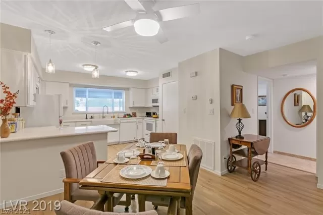 MLS: 2311295 Condo For Sale