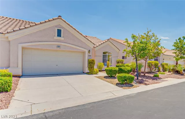 MLS: 2311328 Condo For Sale