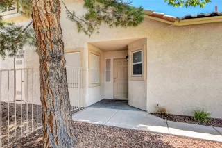 Photo #4: 2311372 Listing 