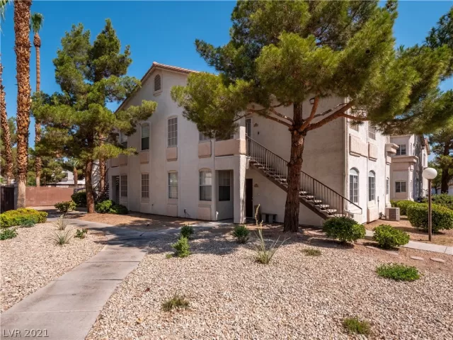 MLS: 2311410 Condo For Sale