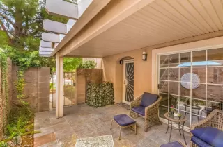 Photo #2: 2311471 Listing