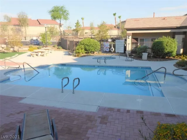 MLS: 2311473 Condo For Sale