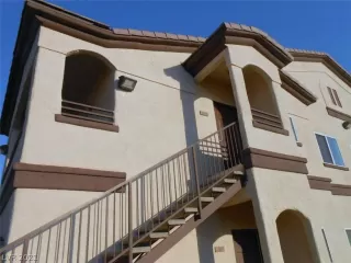 Photo #1: 2311473 Listing 