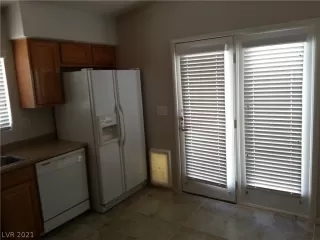 Photo #6: 2311532 Listing 