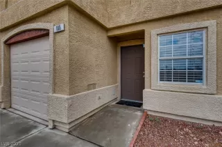 Photo #2: 2311539 Listing 