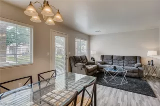 Photo #5: 2311539 Listing 