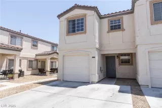 Photo #1: 2311540 Listing