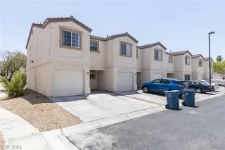 Photo #4: 2311540 Listing