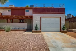 Photo #1: 2311547 Listing