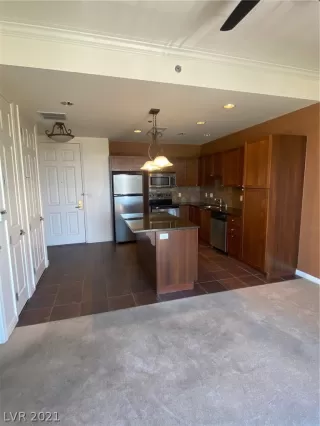 Photo #2: 2311548 Listing 