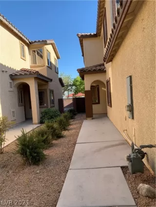 Photo #2: 2311565 Listing 