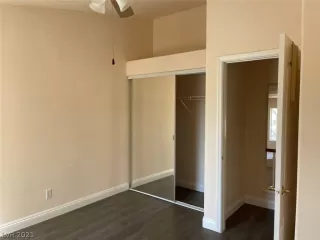 Photo #5: 2311582 Listing 