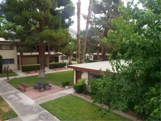 Photo #1: 2311594 Listing