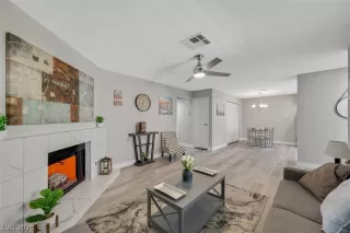 Photo #1: 2311647 Listing