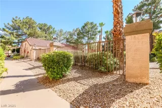 Photo #1: 2311687 Listing