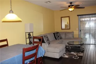 Photo #3: 2311692 Listing 