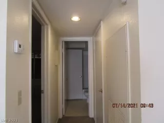 Photo #2: 2311732 Listing 