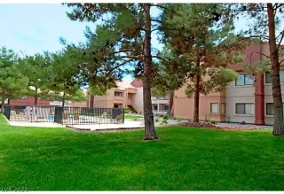 Photo #1: 2311752 Listing 