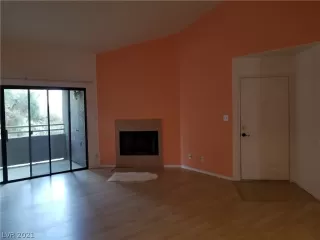 Photo #6: 2311752 Listing 