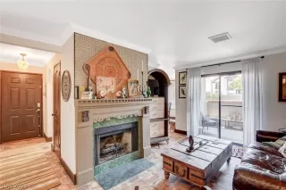 Photo #6: 2311764 Listing