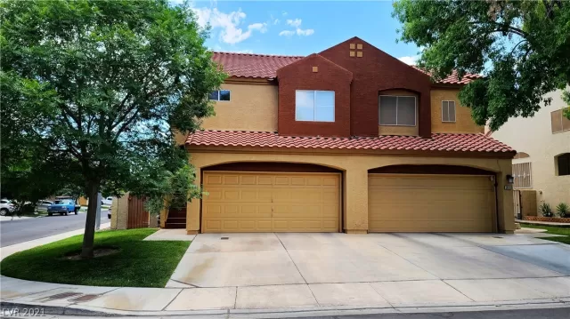 MLS: 2311783 Condo For Sale