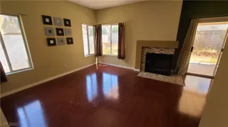 Photo #5: 2311783 Listing 