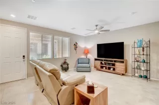 Photo #6: 2311835 Listing 