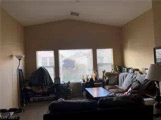 Photo #2: 2311884 Listing