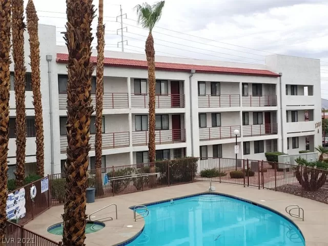 MLS: 2311911 Condo For Sale