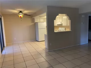 Photo #6: 2311954 Listing 