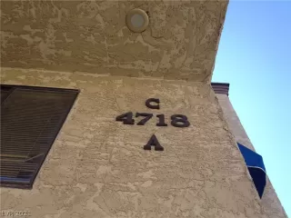 Photo #3: 2311958 Listing