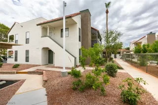 Photo #1: 2311977 Listing 