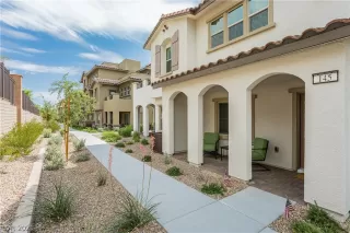 Photo #2: 2312010 Listing