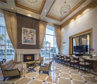 Photo #4: 2312030 Listing 